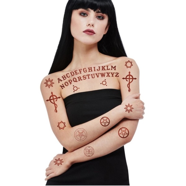 Tetov�n� Halloween Satanistick�