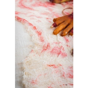 S� krvav� 70cm x 190cm Textilie