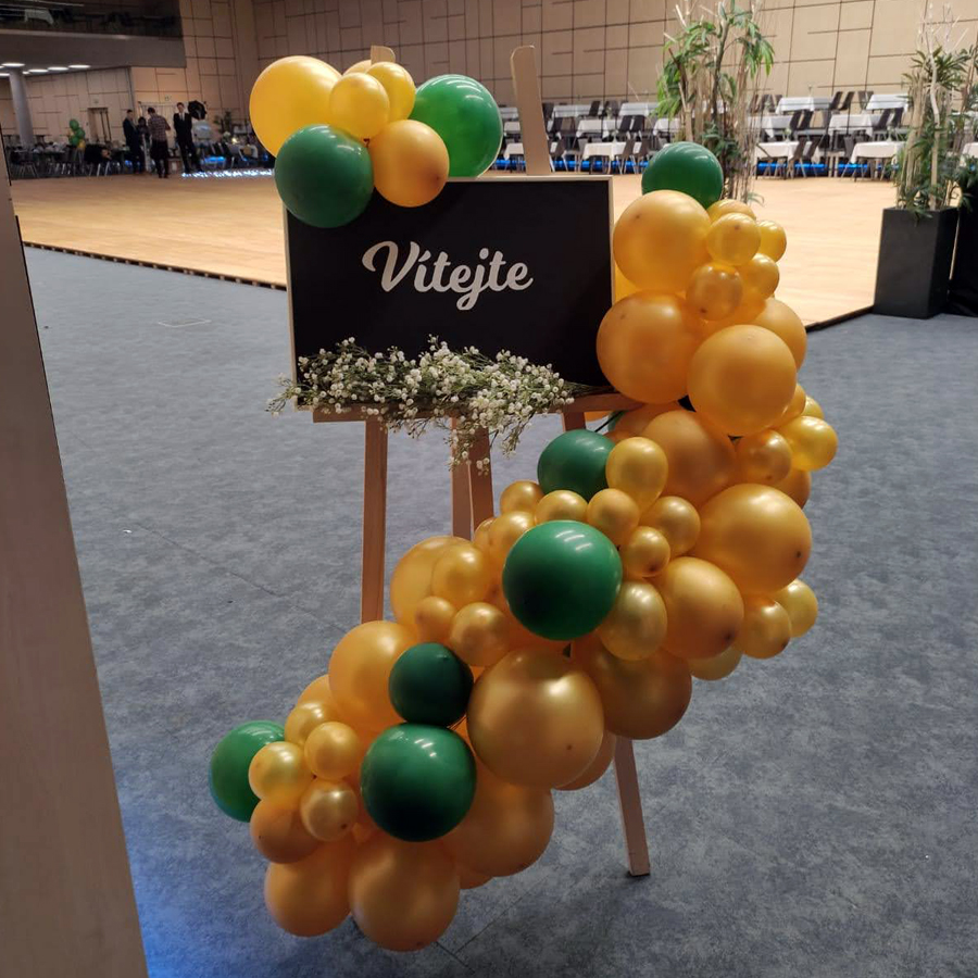 v�tejte