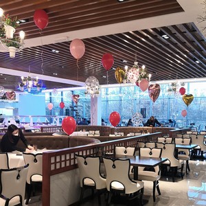 prostory restaurace v Plzni