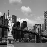 Vliesov� fototapeta na zed' Brooklynsk� most a Socha svobody | 360 x 254 cm | FTS 1300
