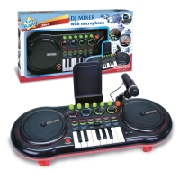 Mix�n� pult DJ s mikrofonem